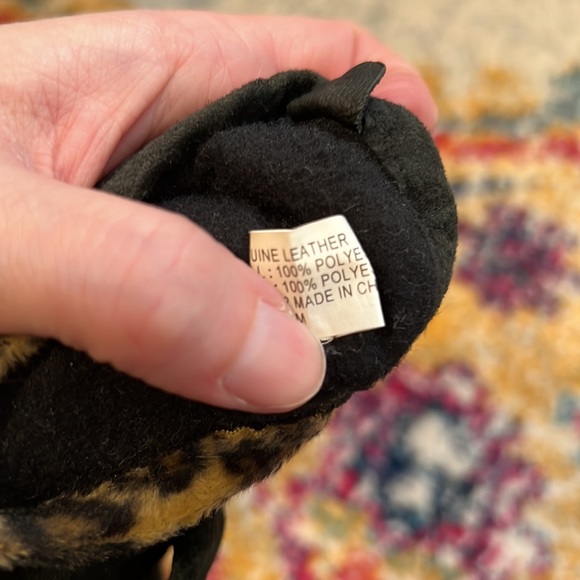 Faux leaopard print fur and genuine leather gloves - Picture 7 of 7